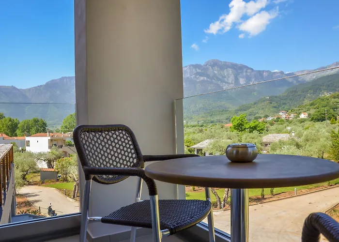 Princess Golden Chrisi Ammoudia